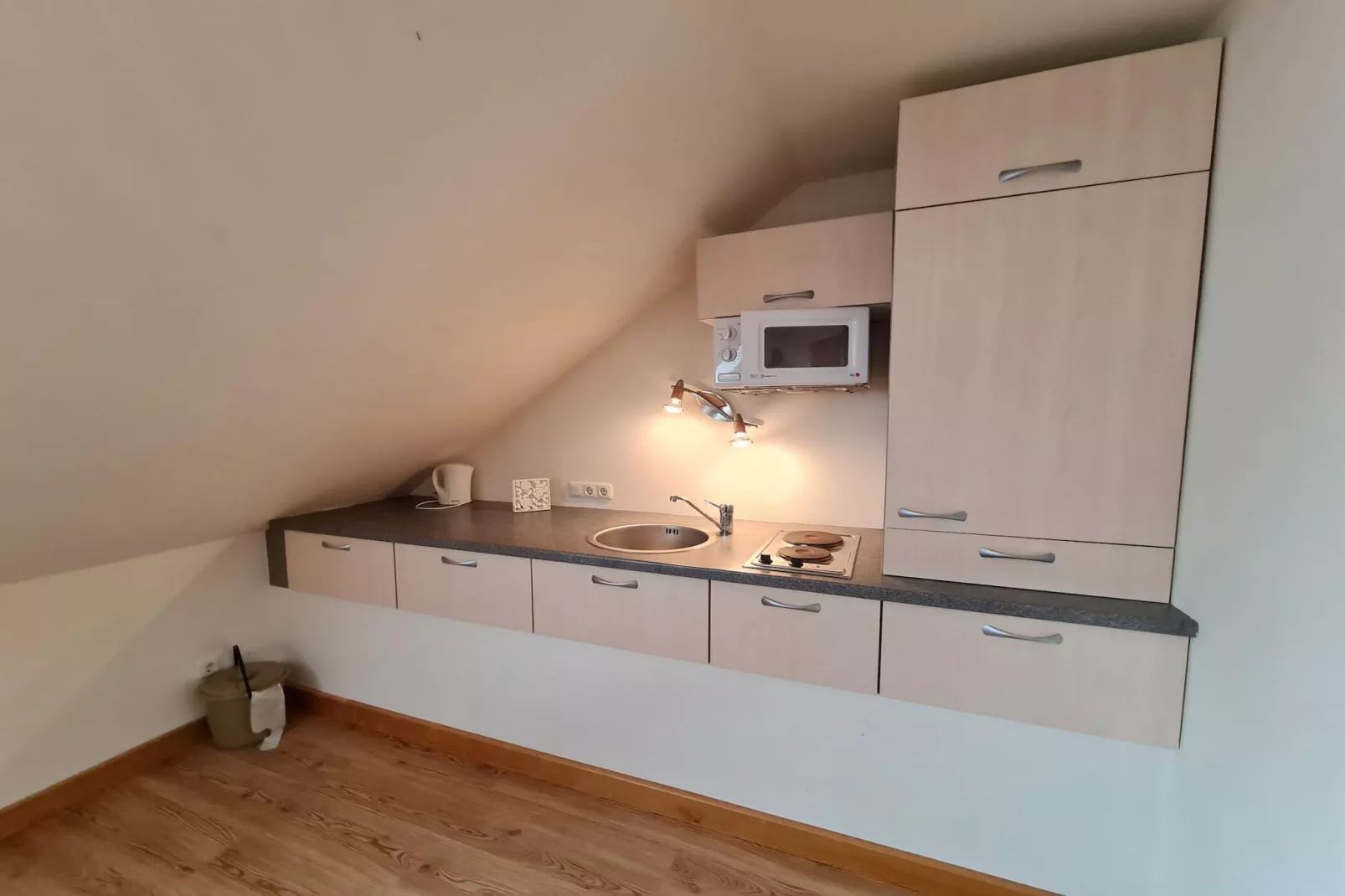 Ski & Sun Top 6-Kitchen
