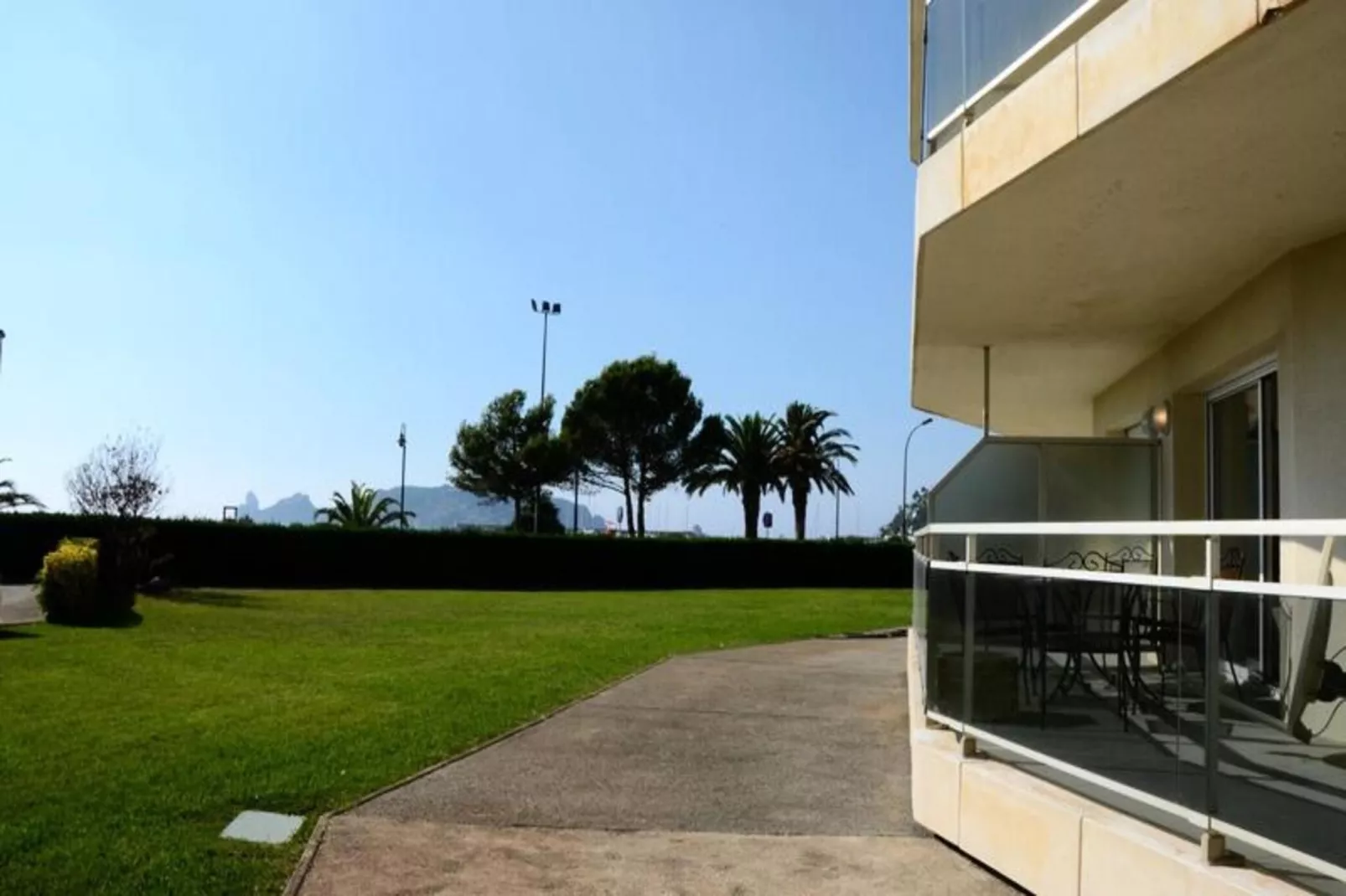 Appartements à L'Estartit-Exterior summer