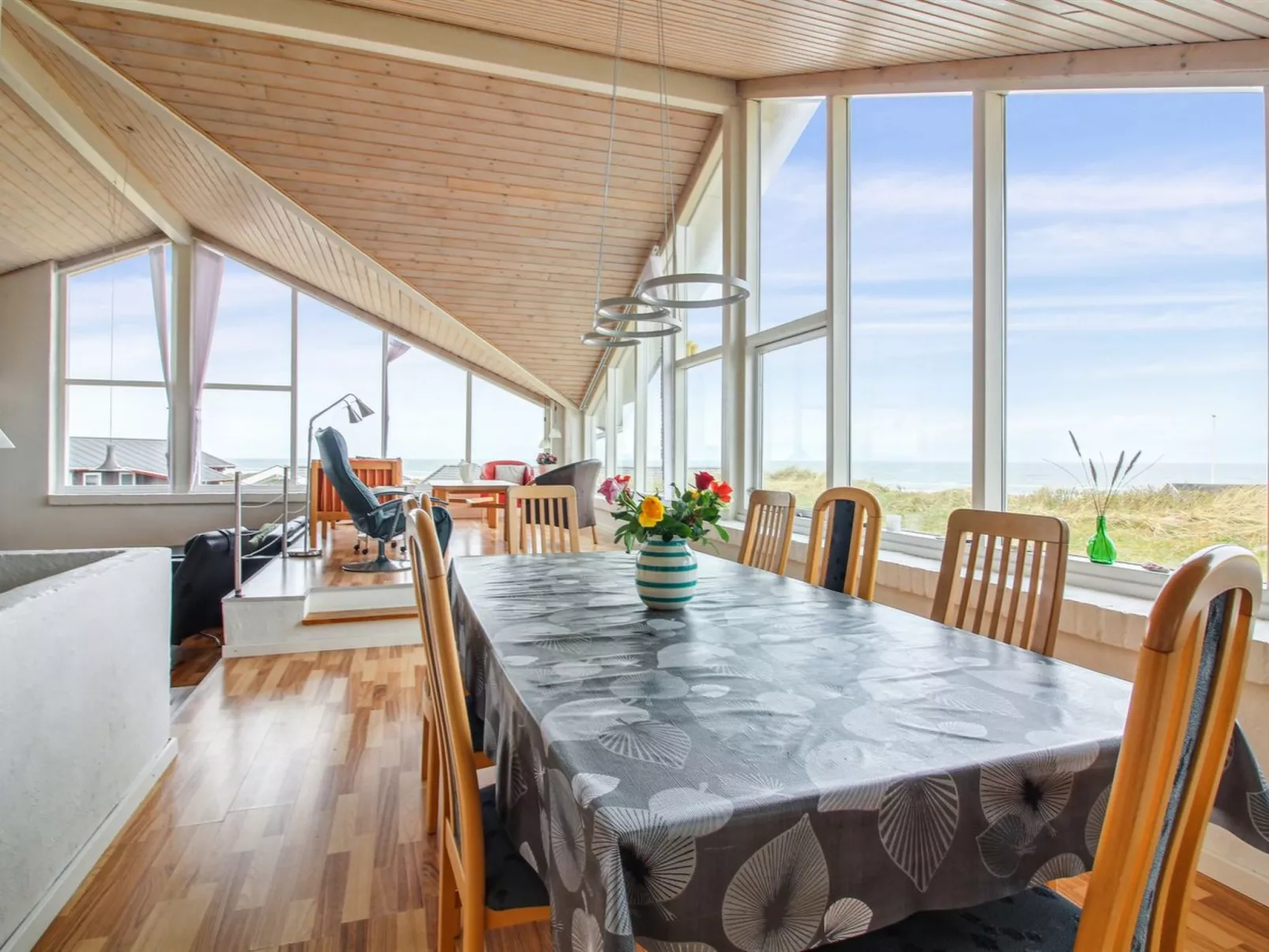 "Sigward" - 180m from the sea-Dedans