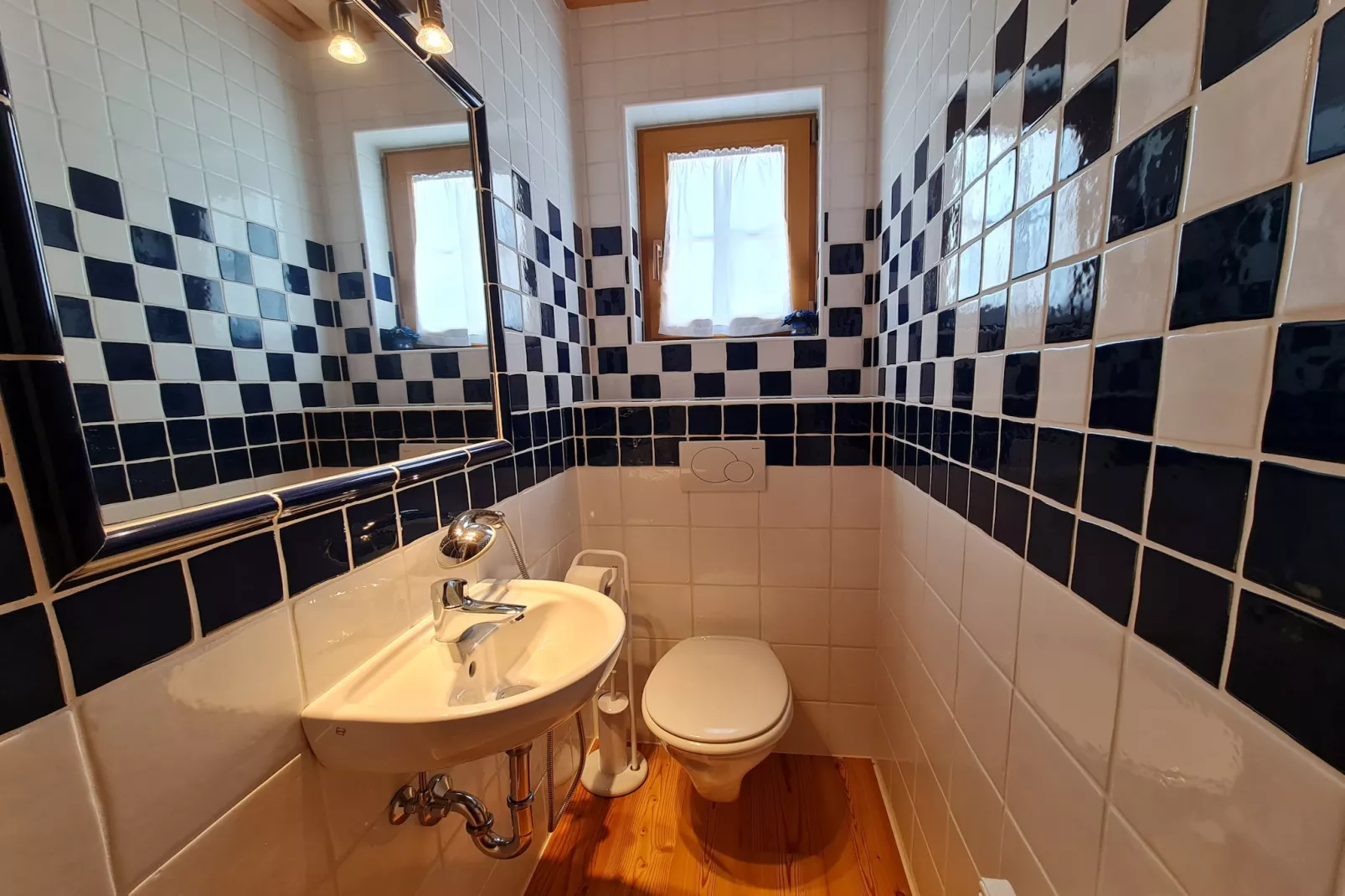 Haus Therme Top 1-Bathroom