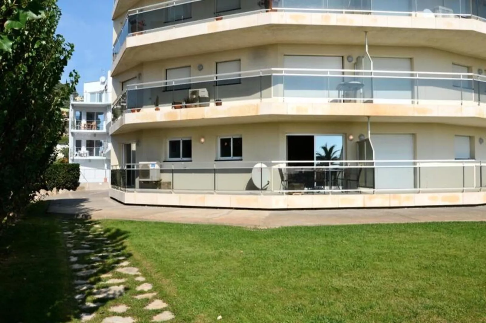 Appartements à L'Estartit-Exterior summer