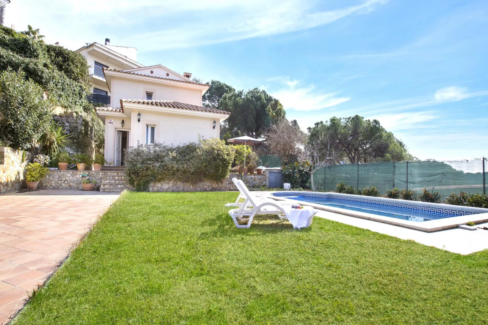 Haus Therme Top 1-Gardens summer