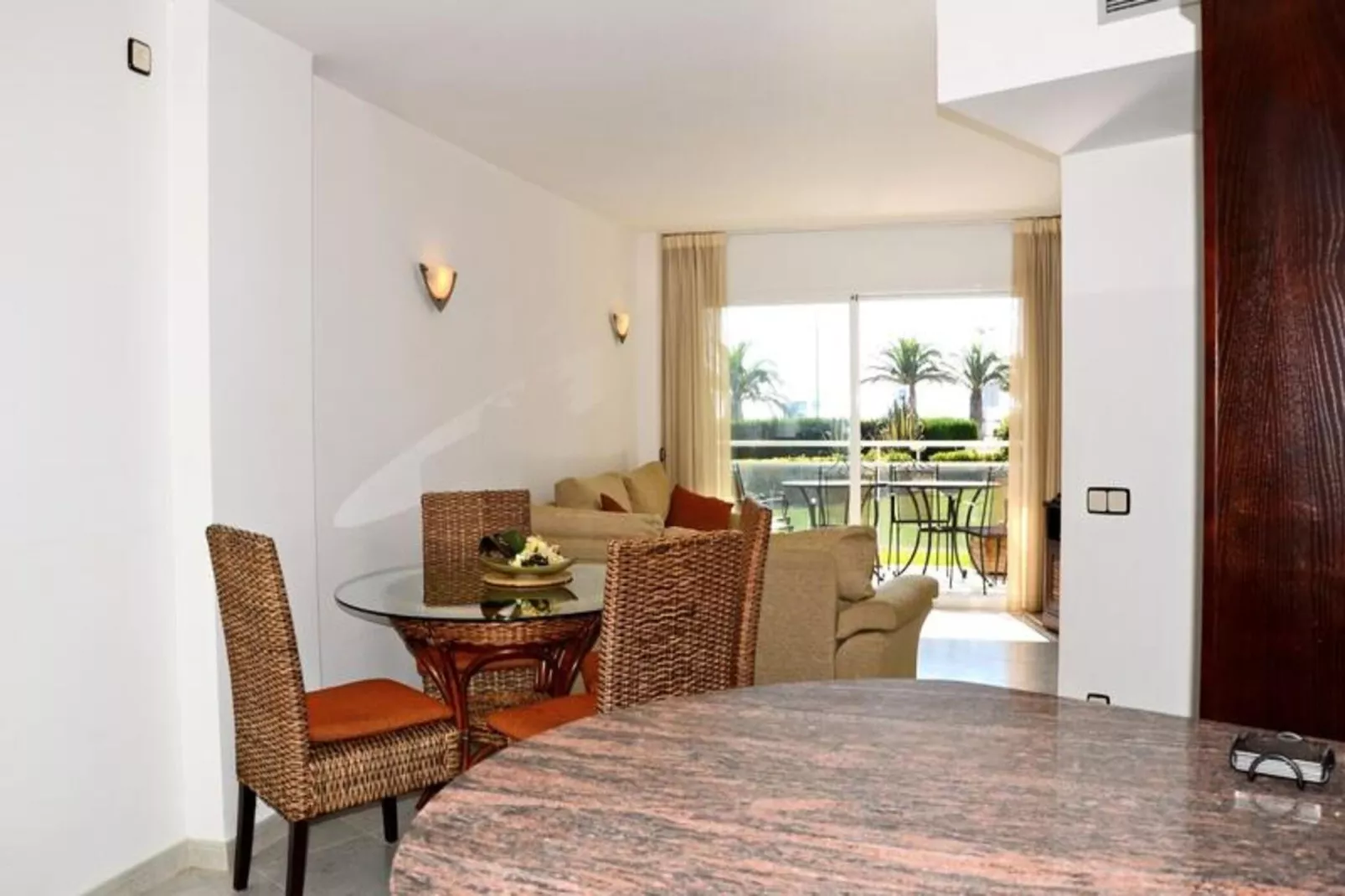 Appartements à L'Estartit-Exterior summer