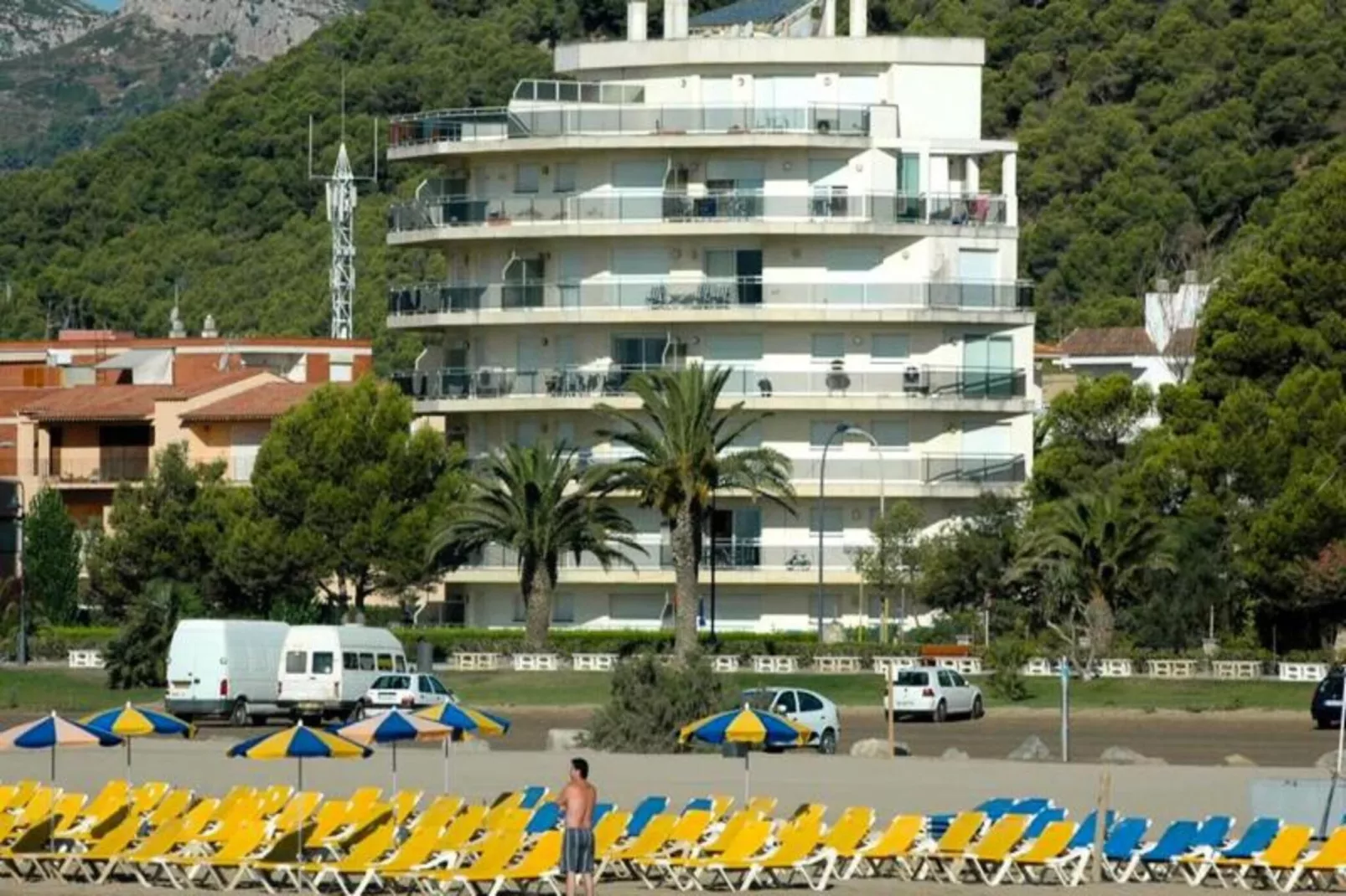 Appartements à L'Estartit-Exterior summer