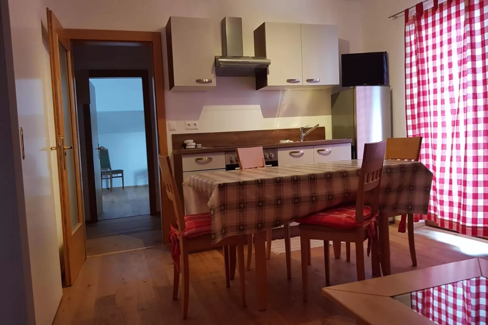 Haus Claudia Top 10-Dining room
