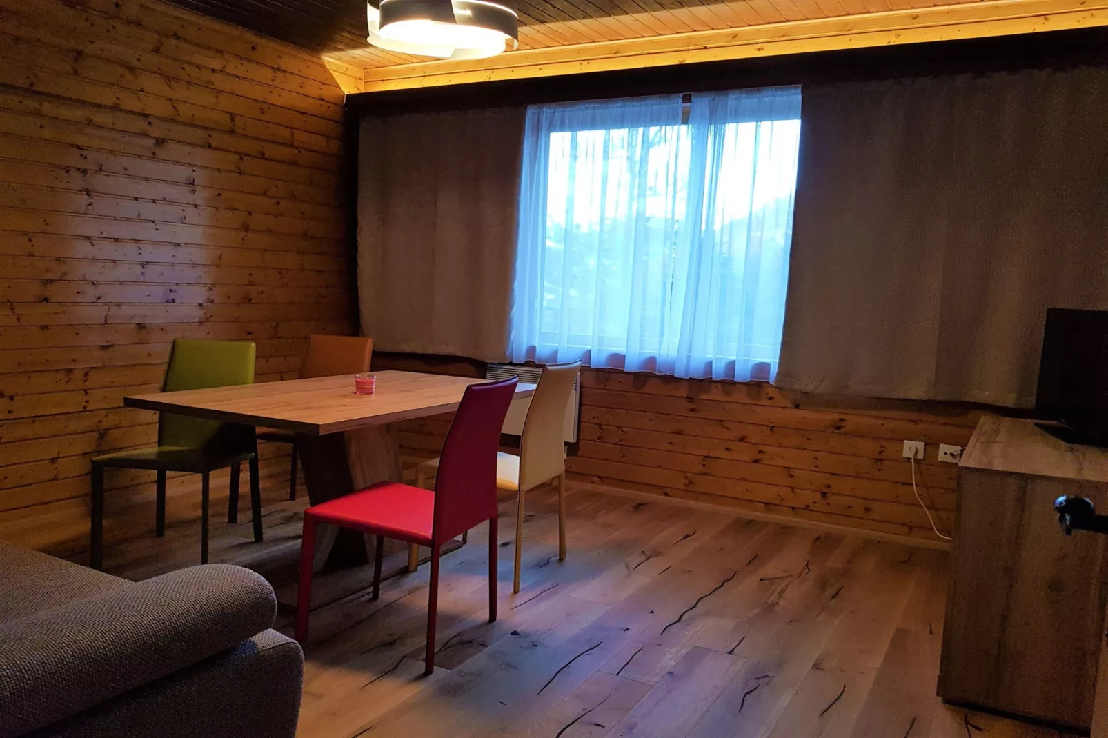 Der Kristall Top 1-Living room