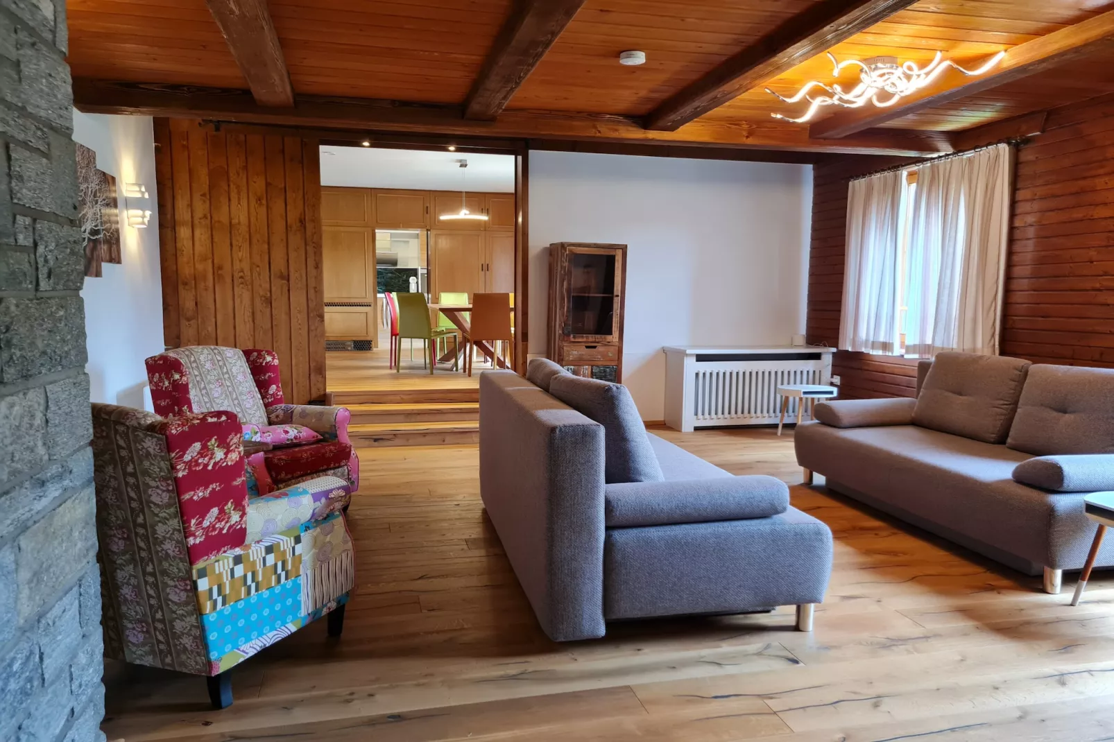 Der Kristall Top 2-Living room