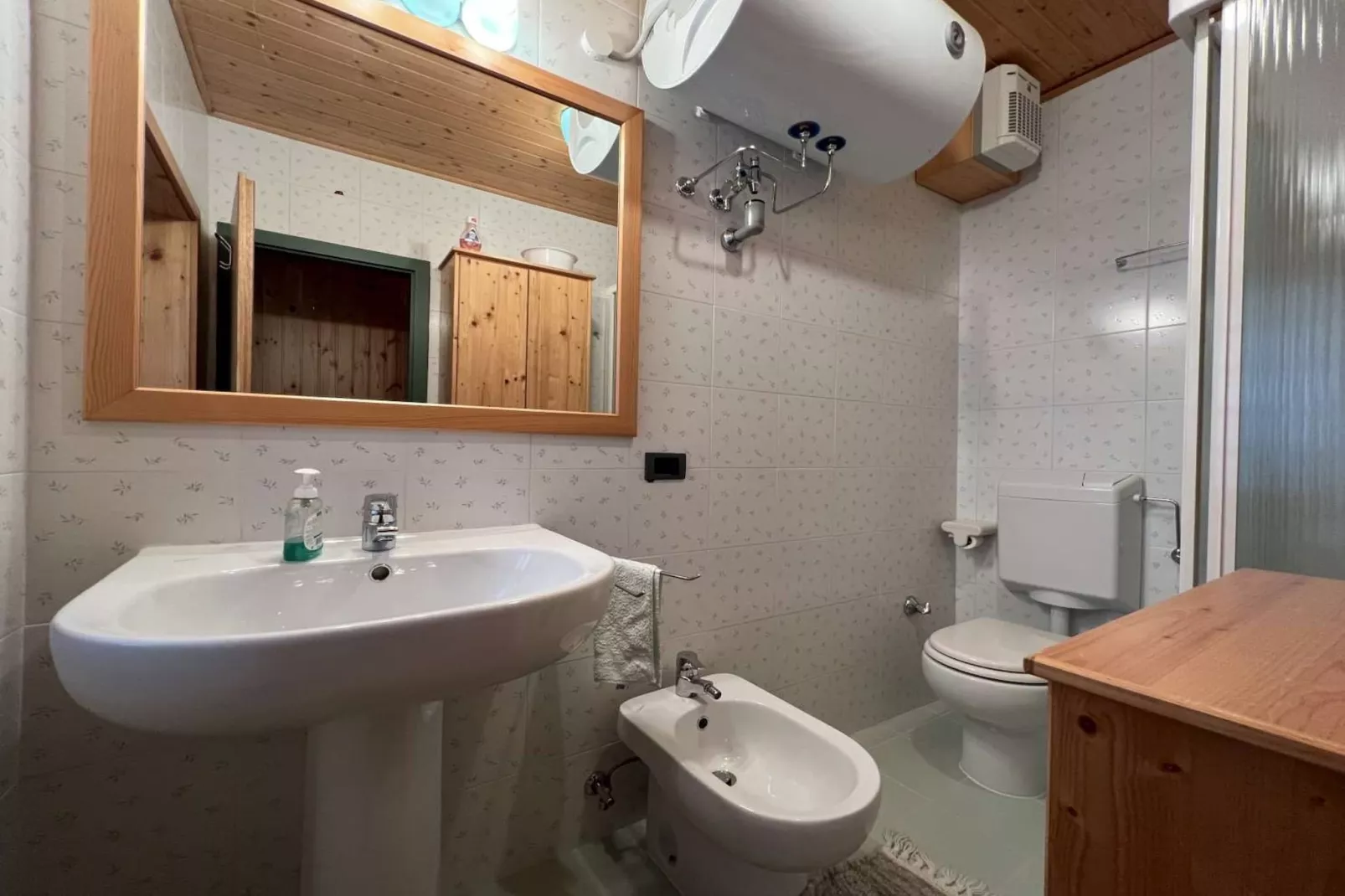 Haus Hans-Bathroom