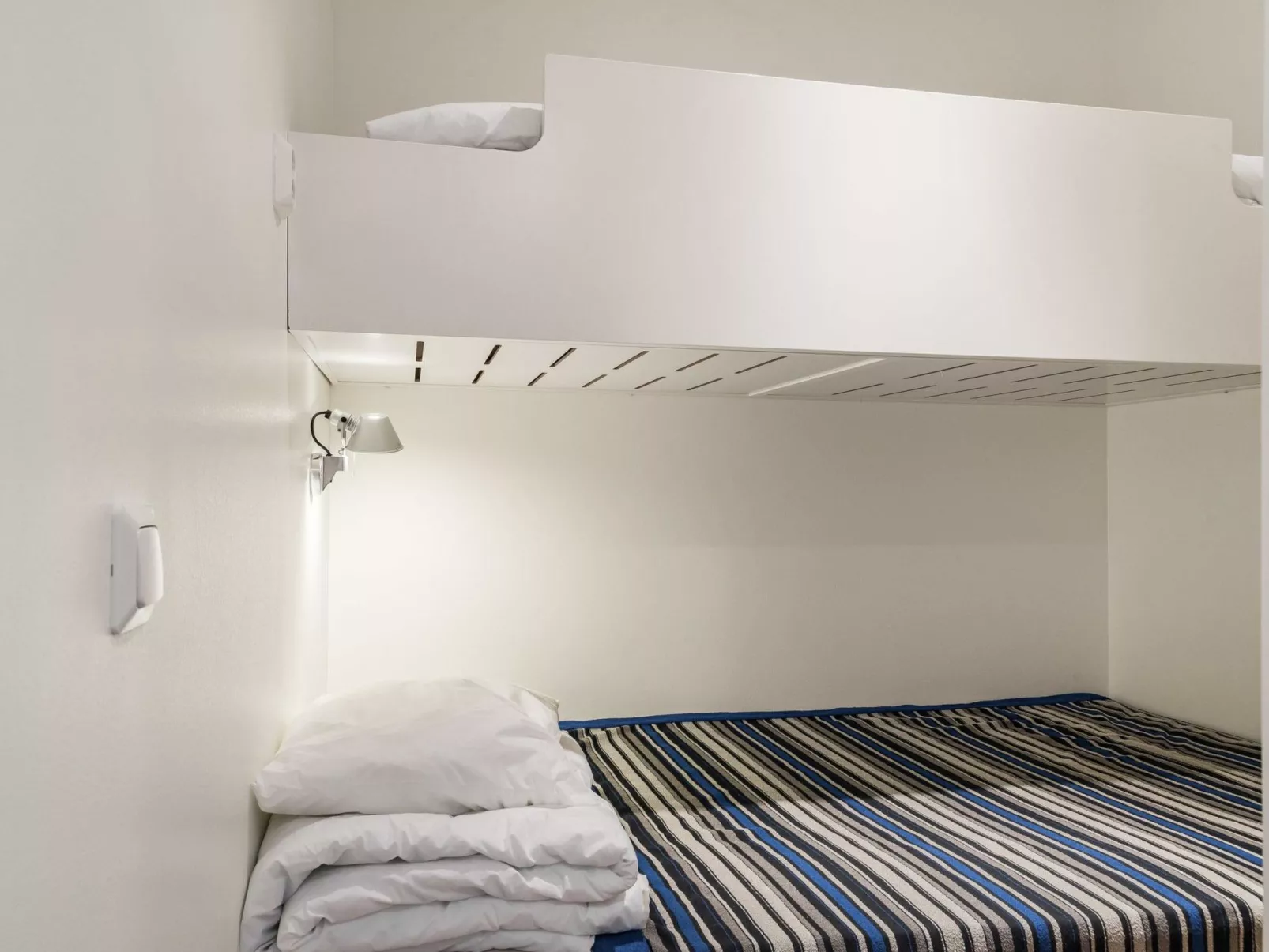 Nordic chalet 9408-Inside