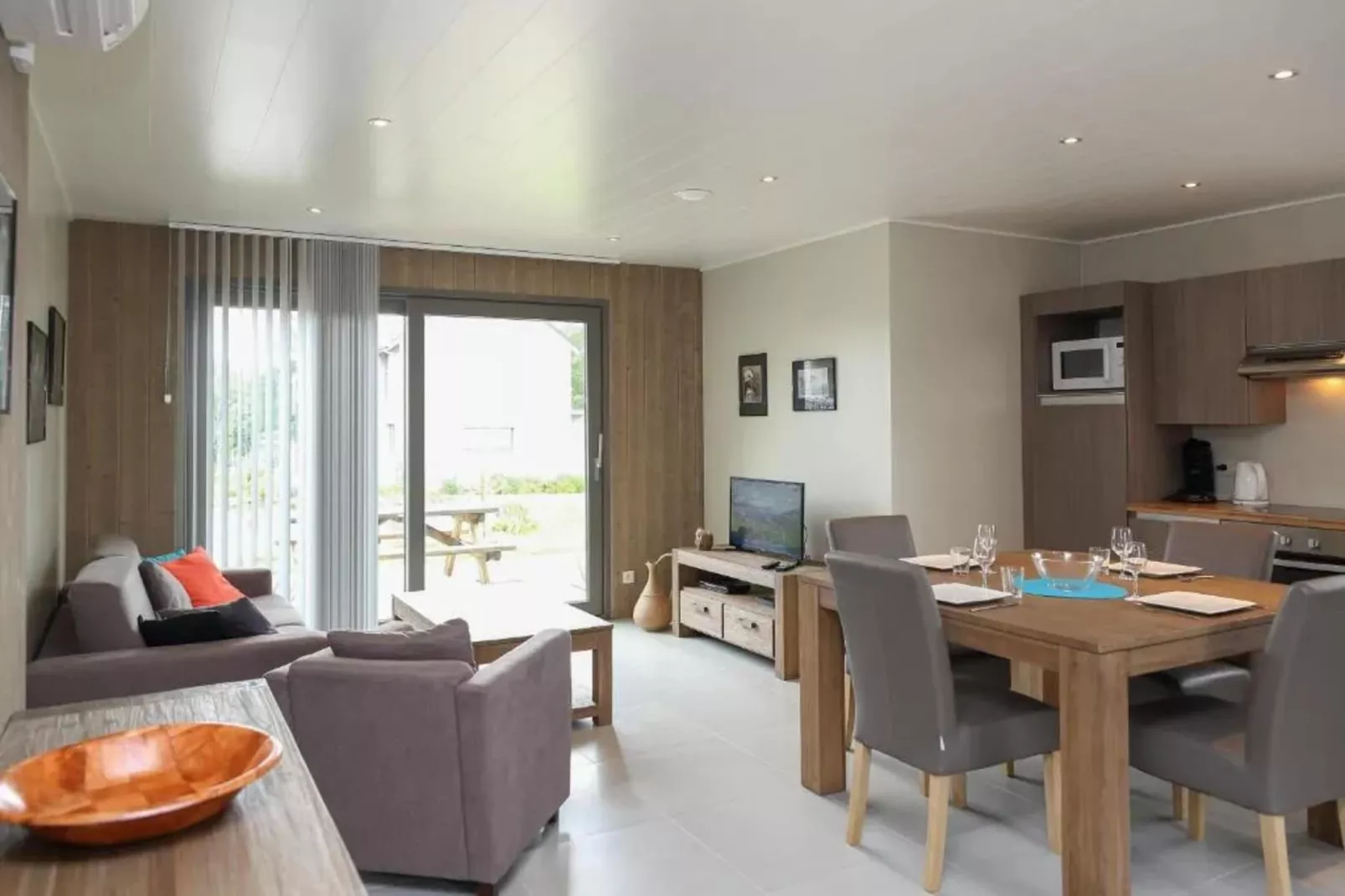 4 people - 2 bedrooms 70m²-Living room
