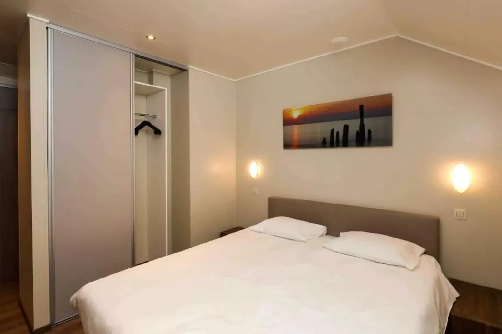 4 people - 2 bedrooms 70m²-Bedroom
