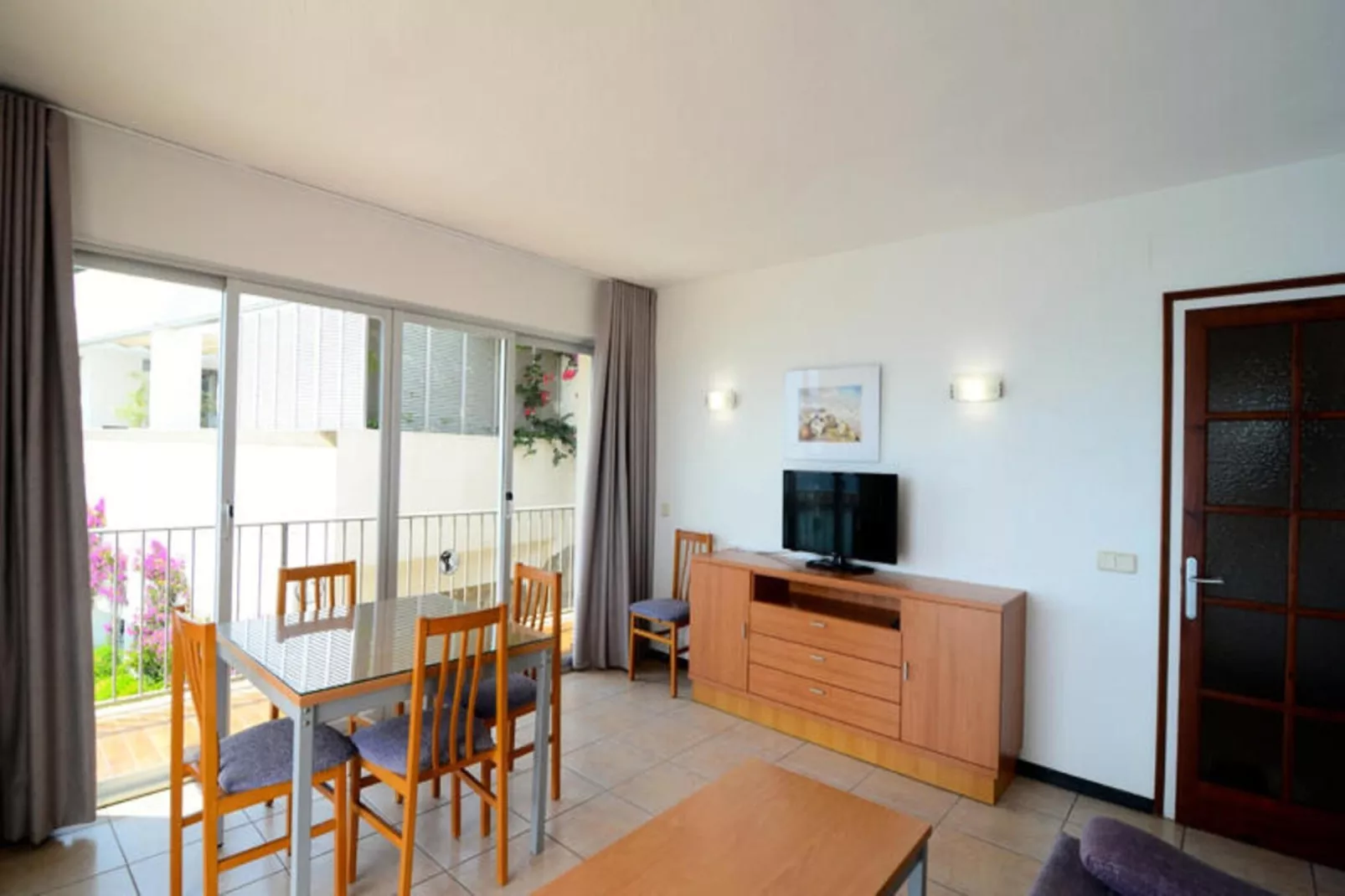 Appartements à L'Estartit-Esszimmer