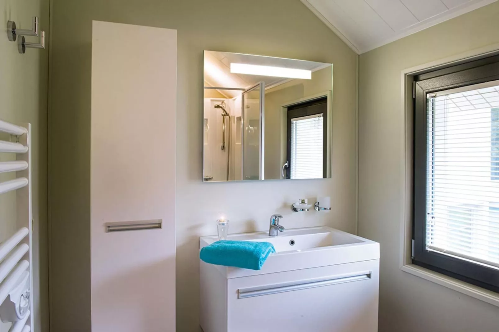 6 persons - 3 rooms 115m² with sauna-Badezimmer