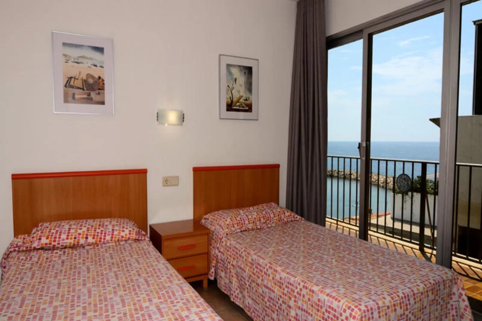 Appartements à L'Estartit-Schlafzimmer