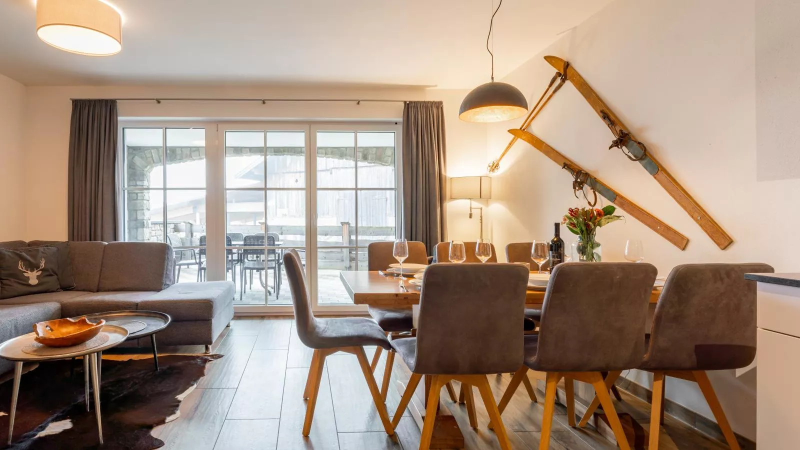 Tauern Suites Mitterwirt TOP 201-Dining room