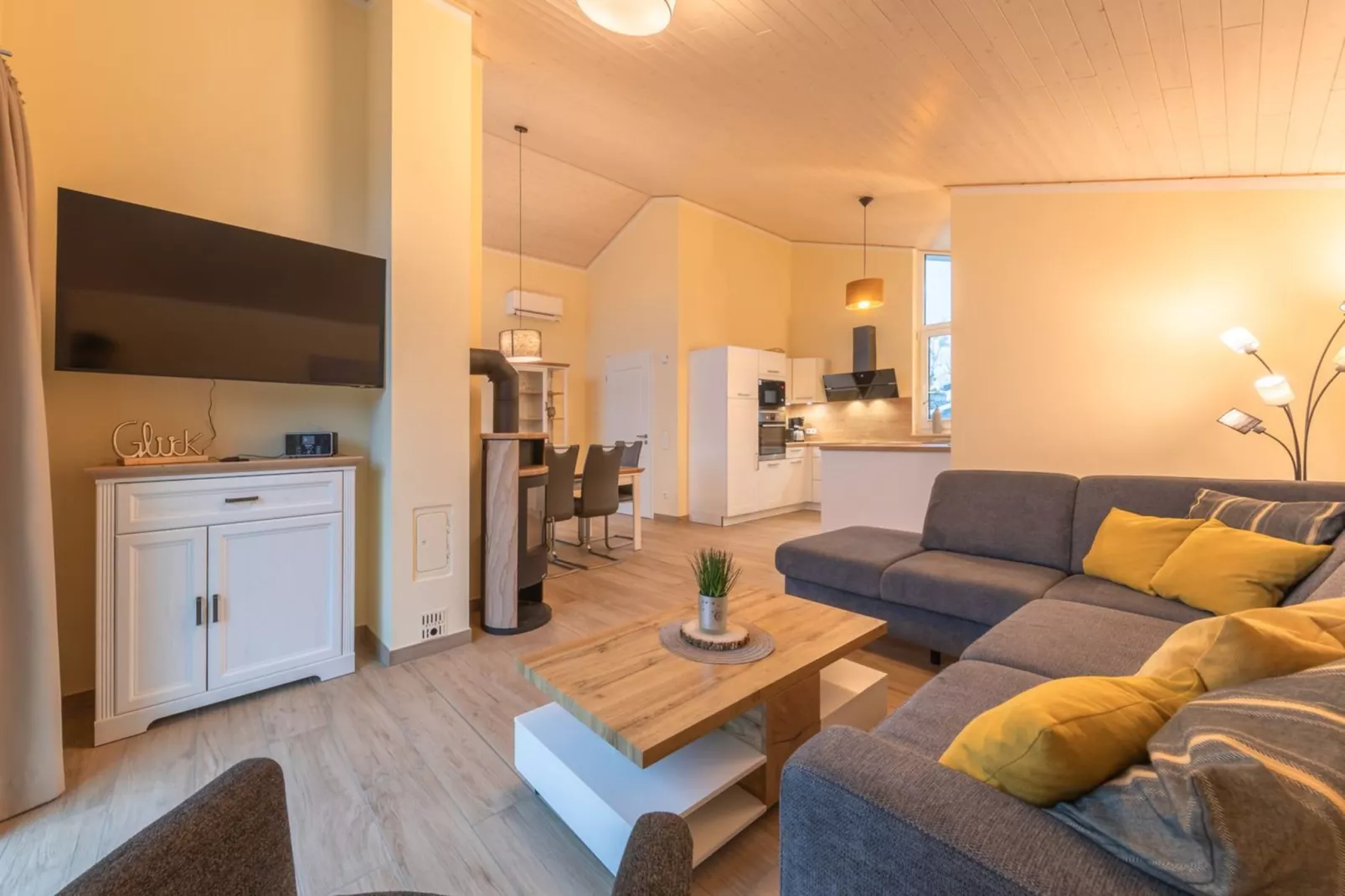 FH Seeschwalbe 331-Living room