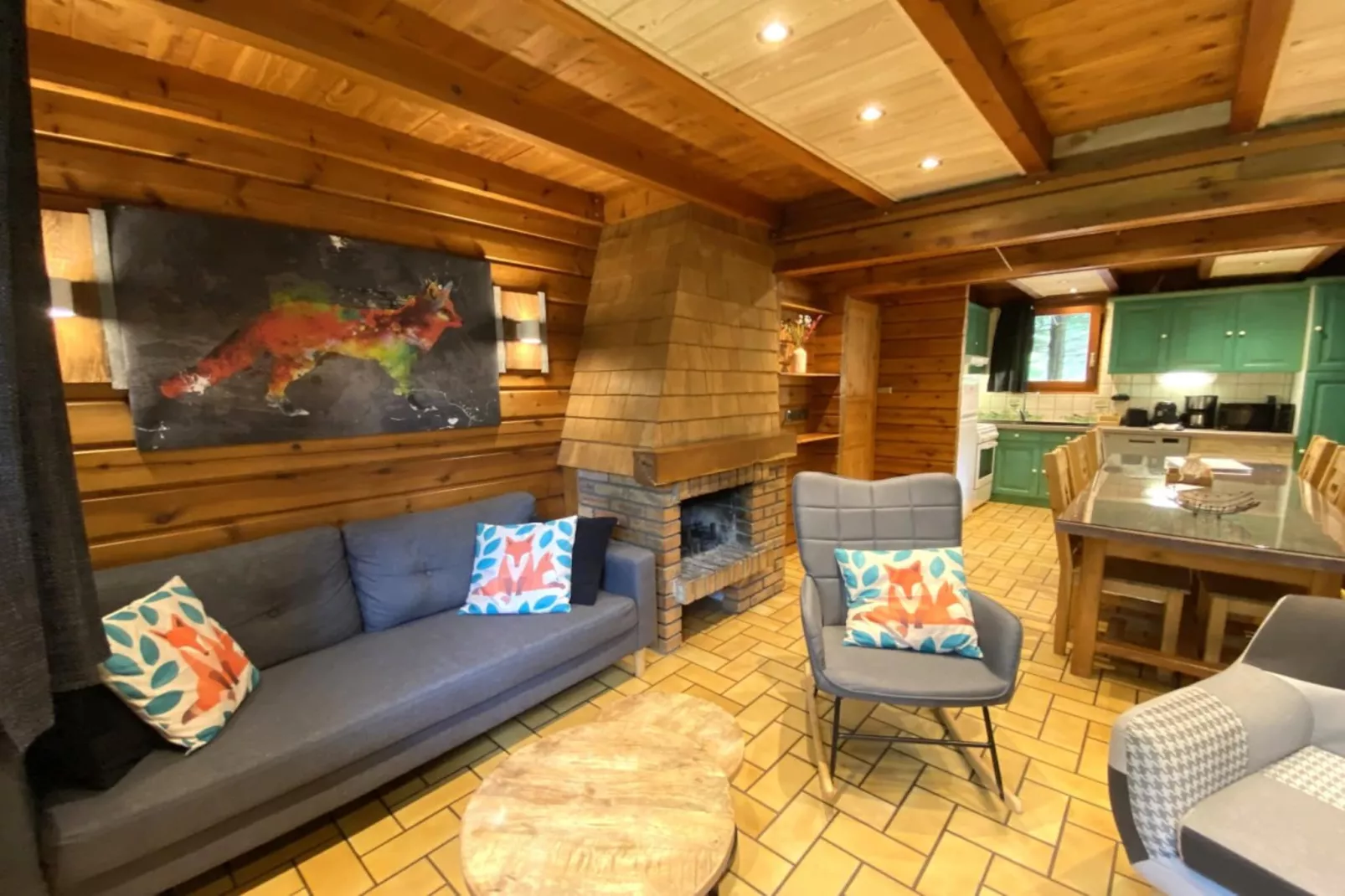 LE RENARD  Chalet en bois au calme-Living room