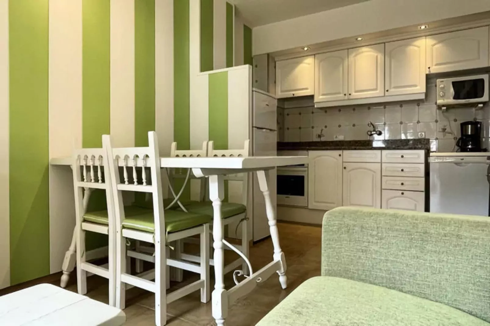 Appartements à L'Estartit-Dining room