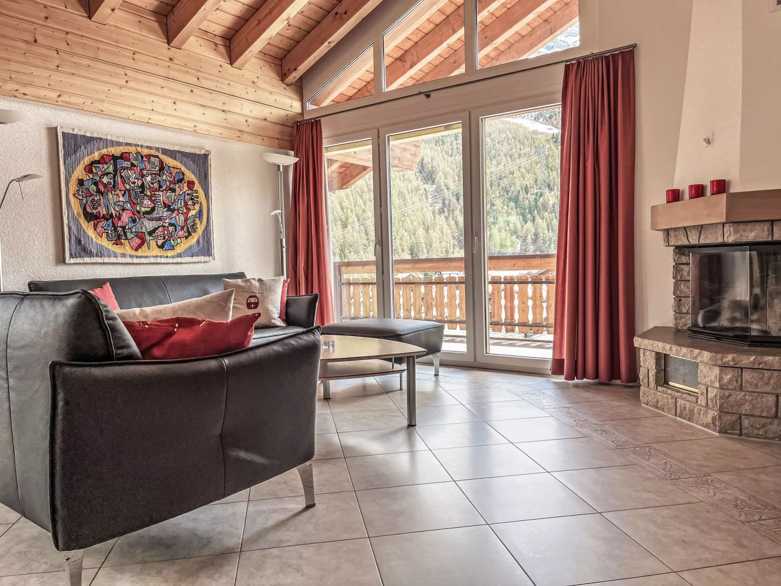 Residence Chateau B-Inside