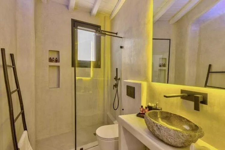 Aqua Suites I
