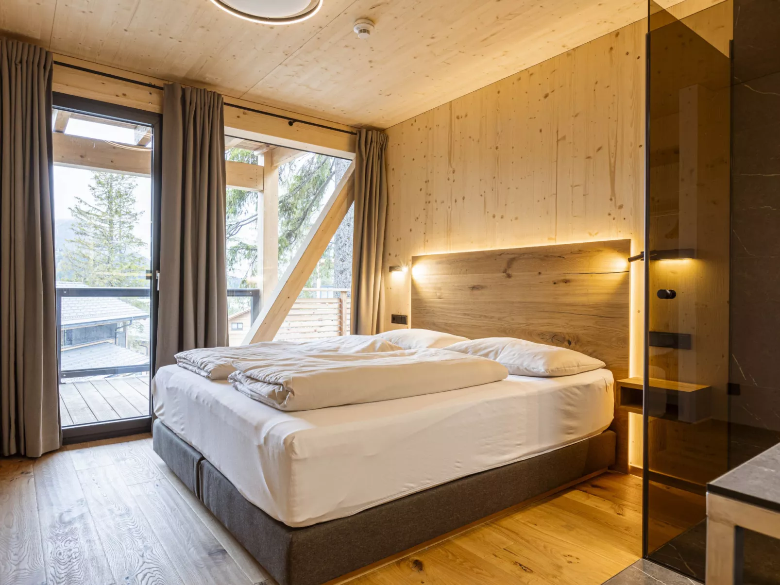 Superior #10 mit Sauna & Hot Tub-Inside
