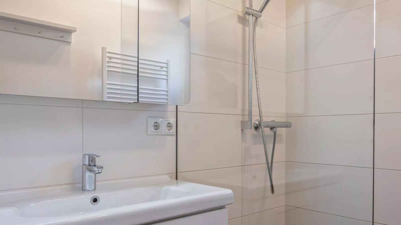 The Sun-Bathroom