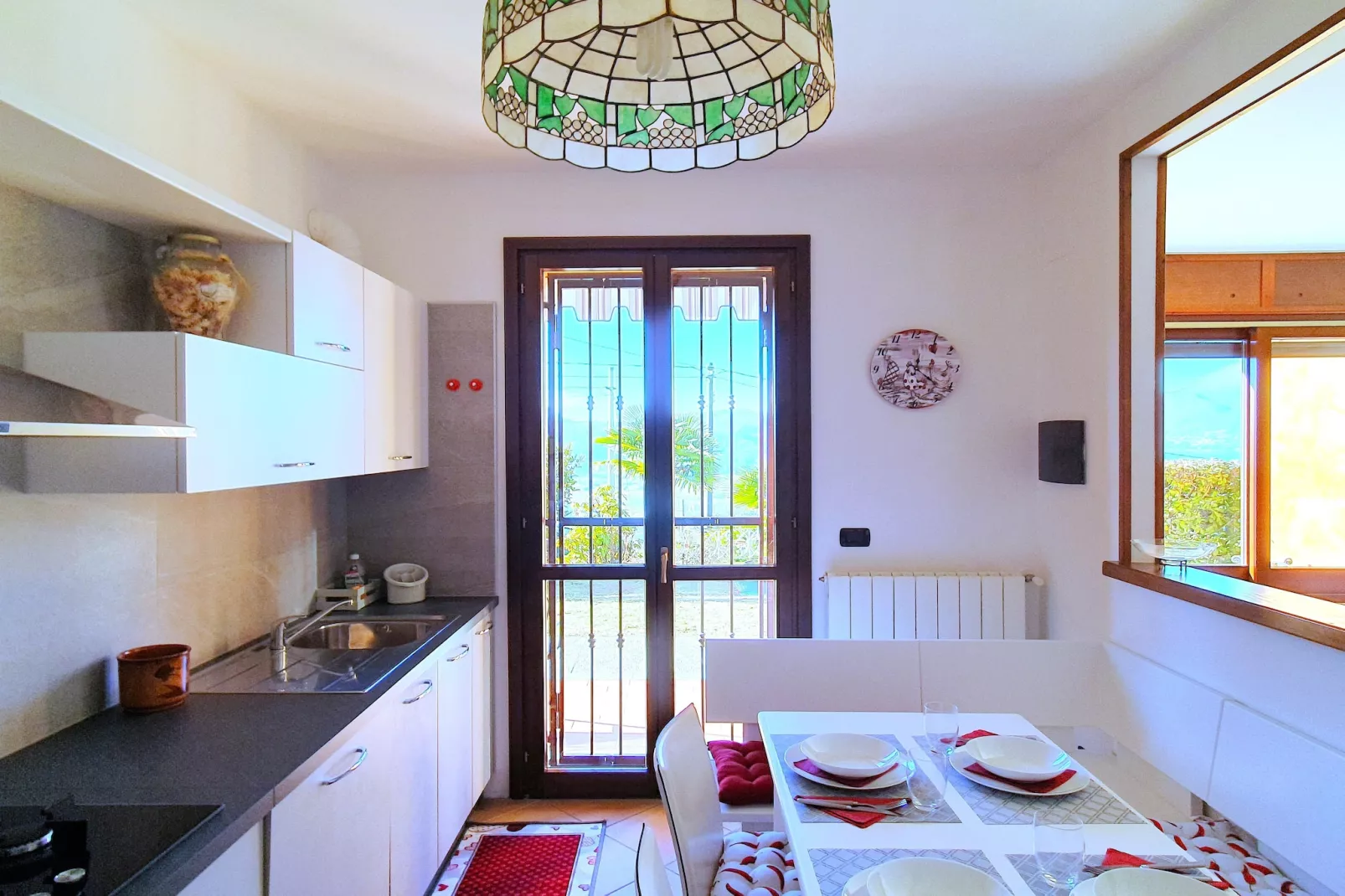 LUN - Casa Luna-Dining room