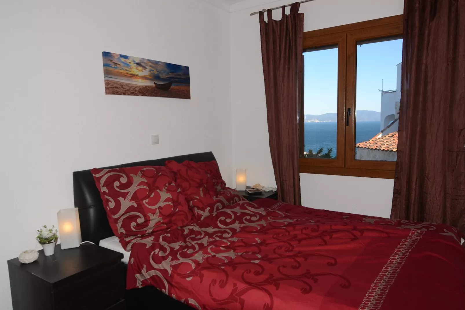 VILLA GARBINELL-Bedroom