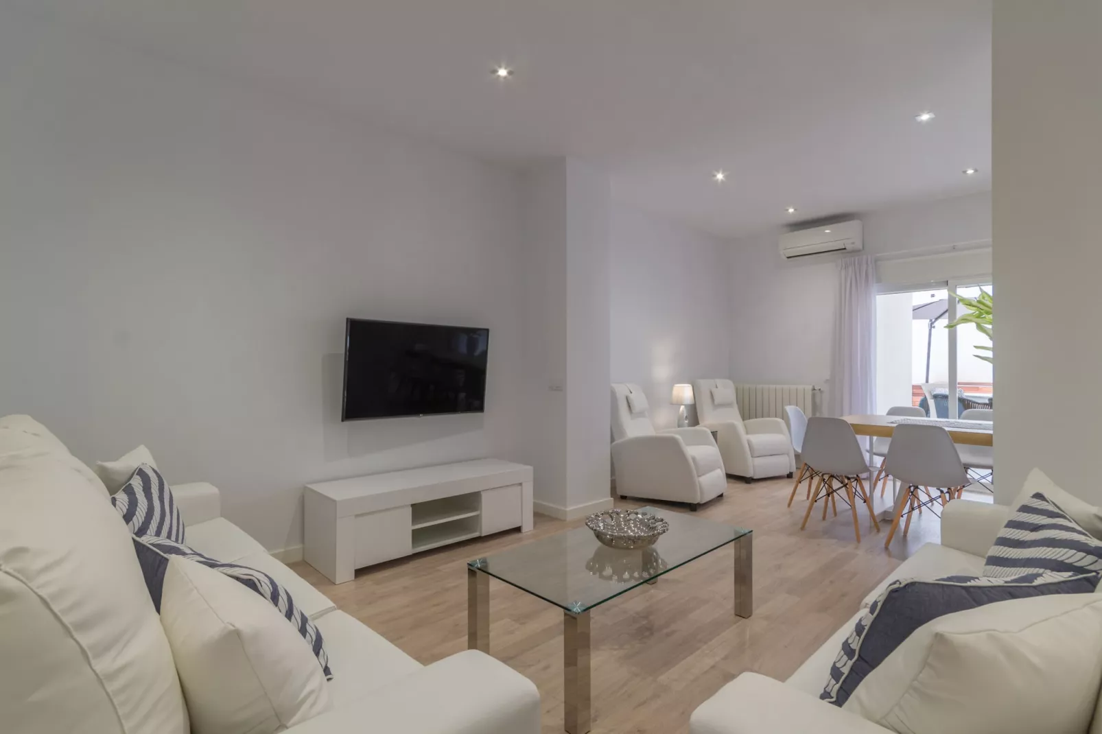 Miquel Santandreu 40, TownHouse 5StarsHome Mallorc-Wohnzimmer