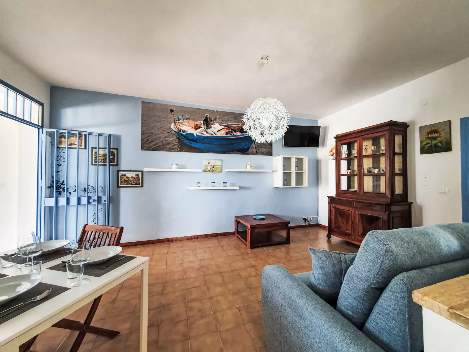 Pietra Marina-Inside