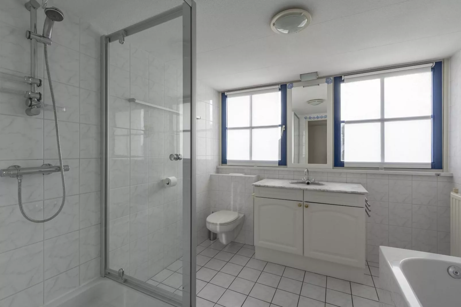 De Buitenplaats 100-Bathroom