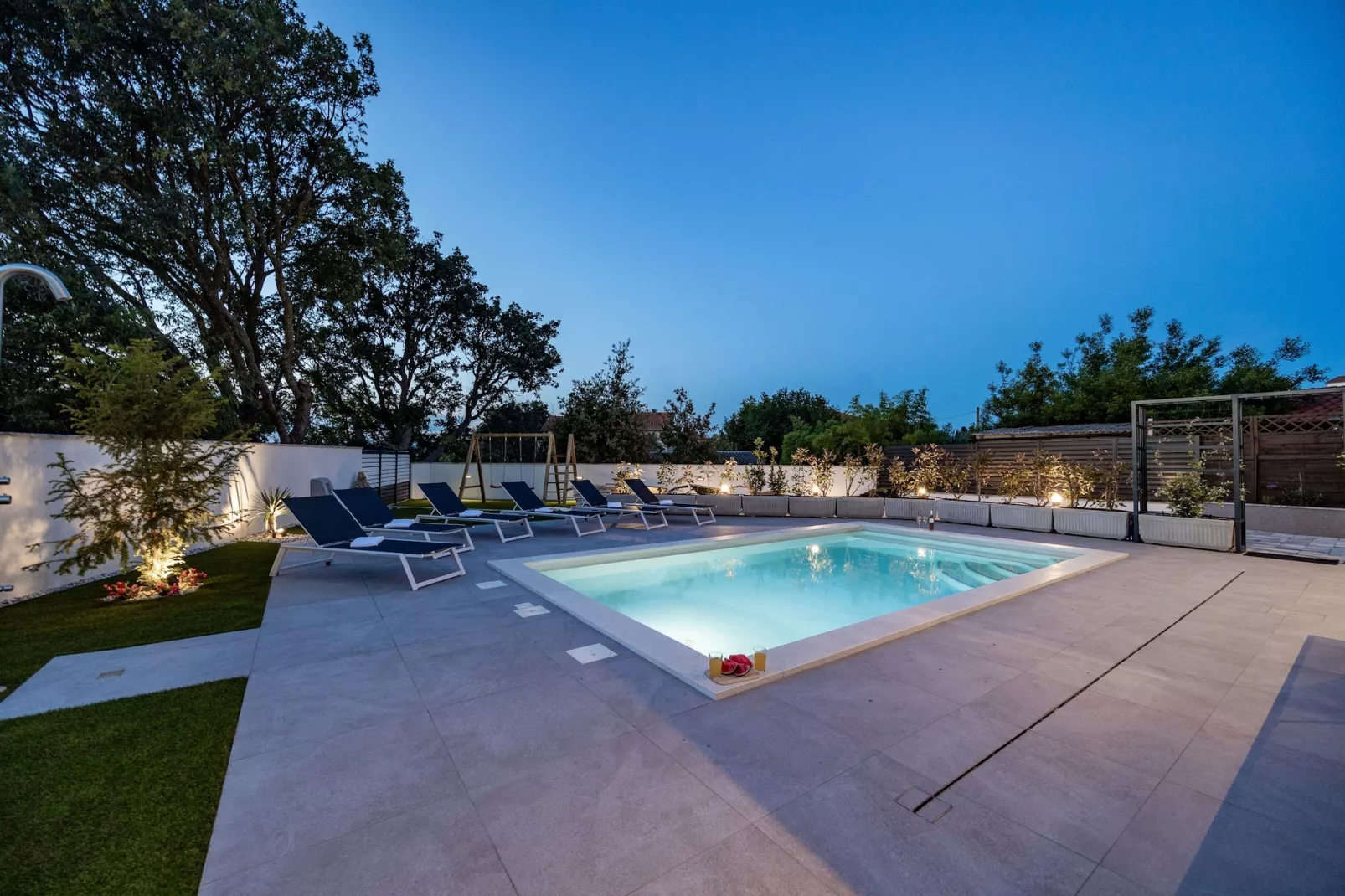 Villa Antares - Luxurious Vacation Oasis-Piscine
