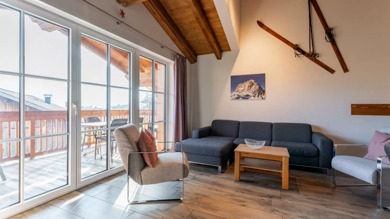 Tauern Suites Mitterwirt TOP 221-Living room