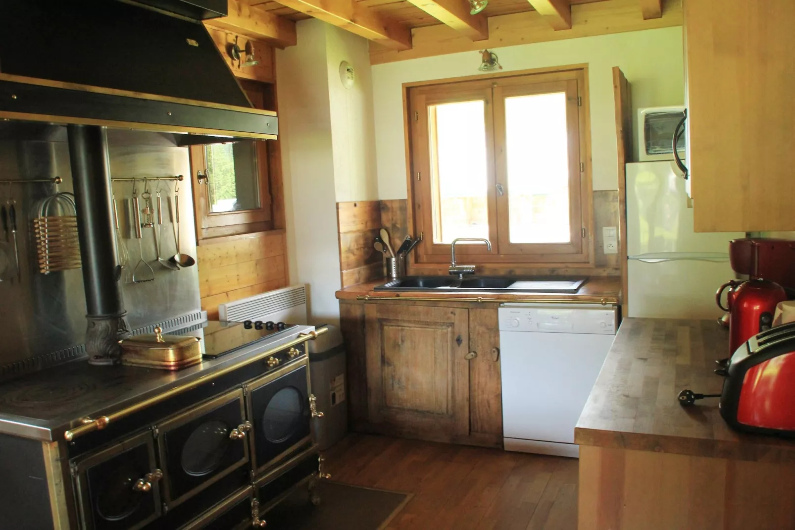SABOT DE VENUS  SA8 TELECABINE & SPACIOUS 7 Pers.-Kitchen