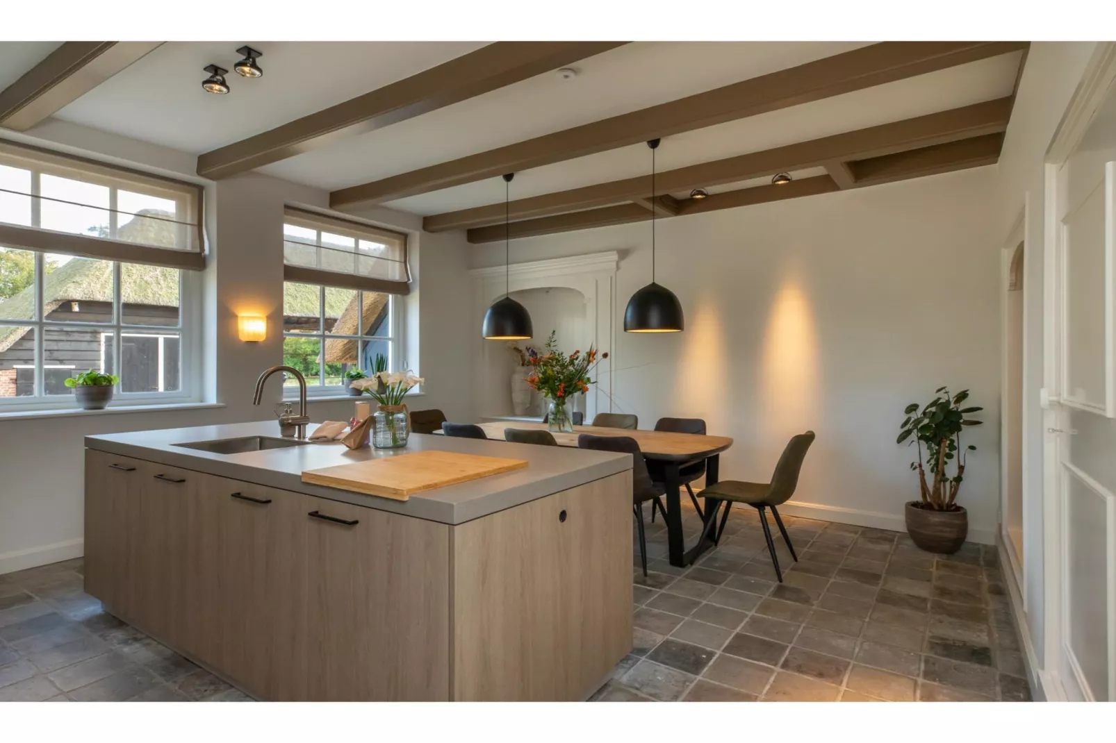 Vakantiehuis 'Boerderij Molenhof' - Stationsweg 5  Heinkenszand-Kitchen