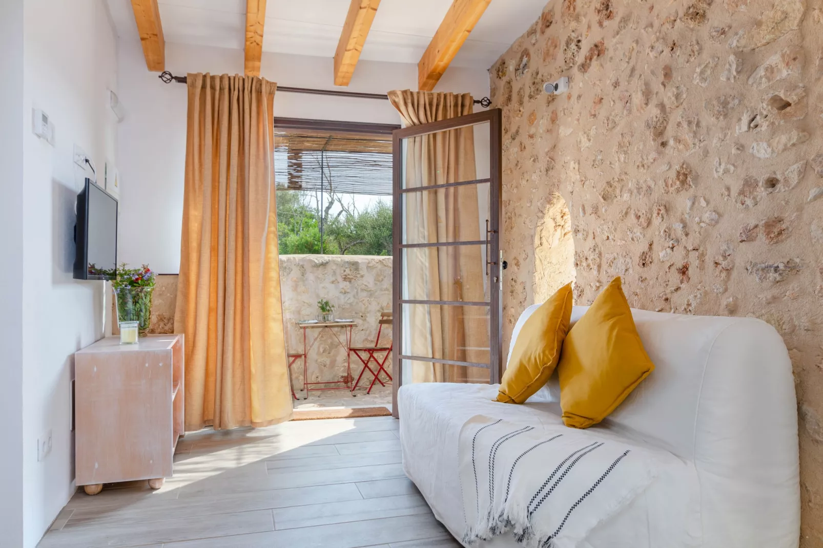 Agroturismo Cal Tio 1, YourHouse-Living room