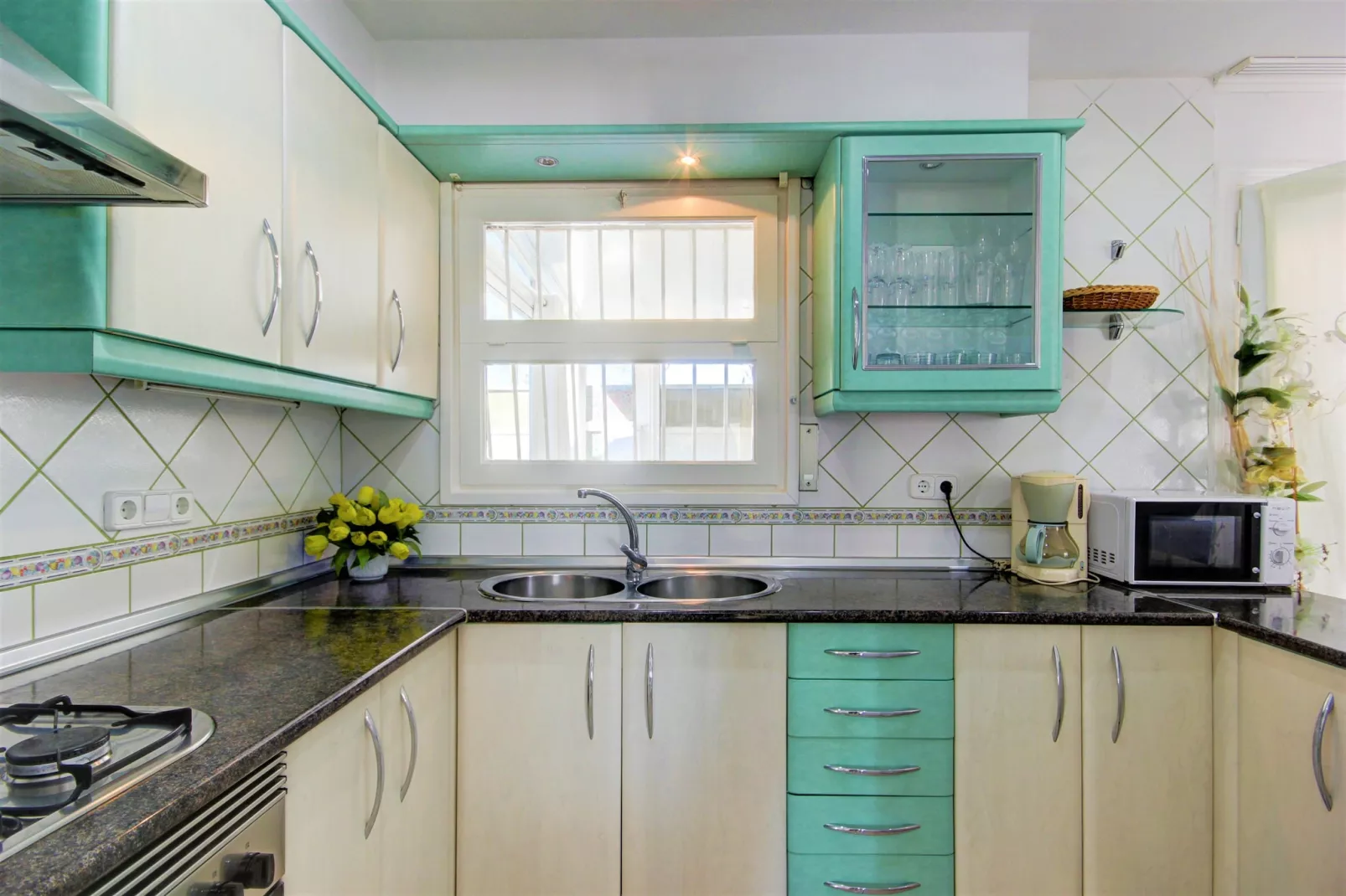VILLA REQUESENS 139 B Empuriabrava-Kitchen