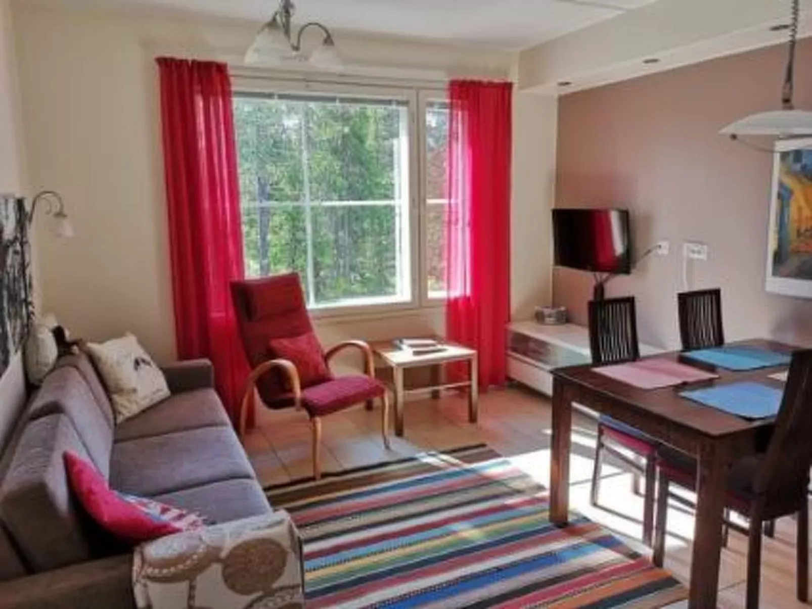 Yllästar 3 as 601-Dedans