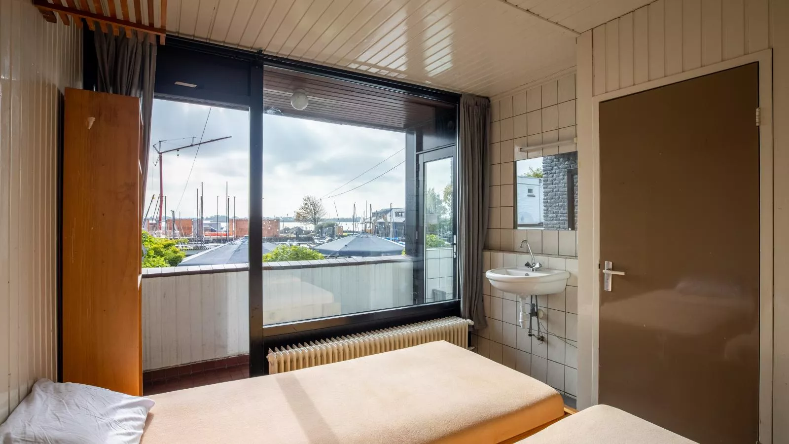 De Kaag Watersport Groepsaccommodatie - 80 pers-Bedroom