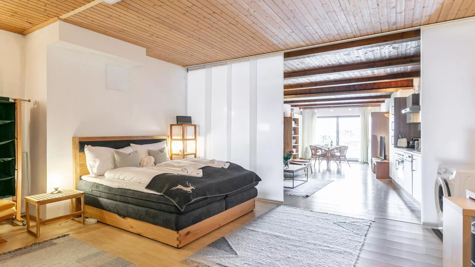 Studio Christina-Bedroom