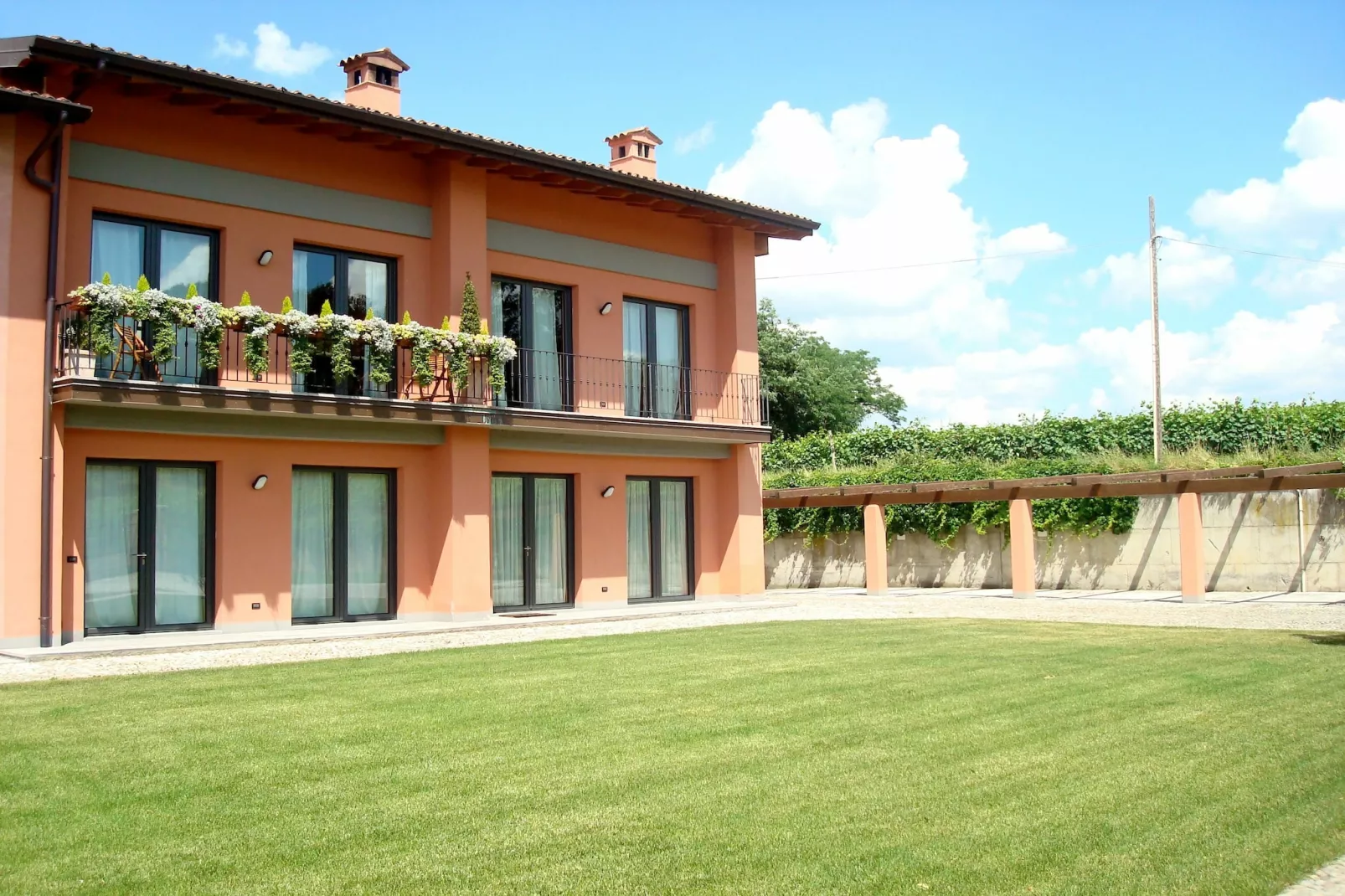 Pinot Bianco-Exterior summer