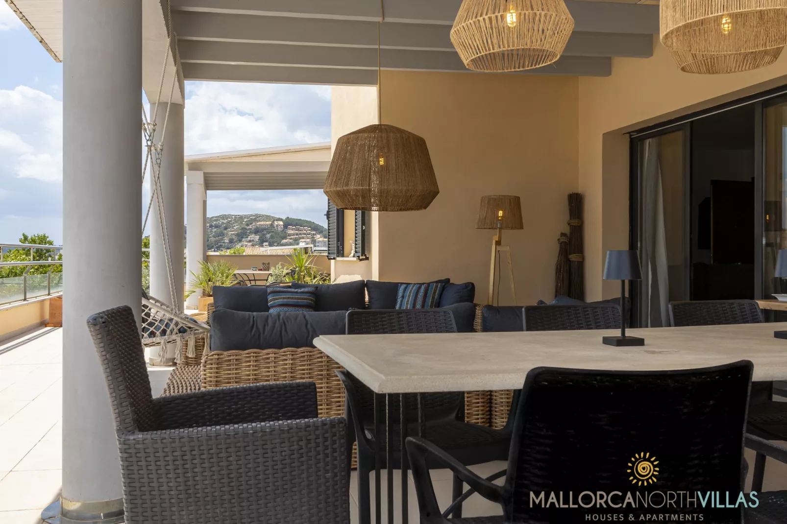 Cala Ventura Espectacular Ático con Vistas-Dining room