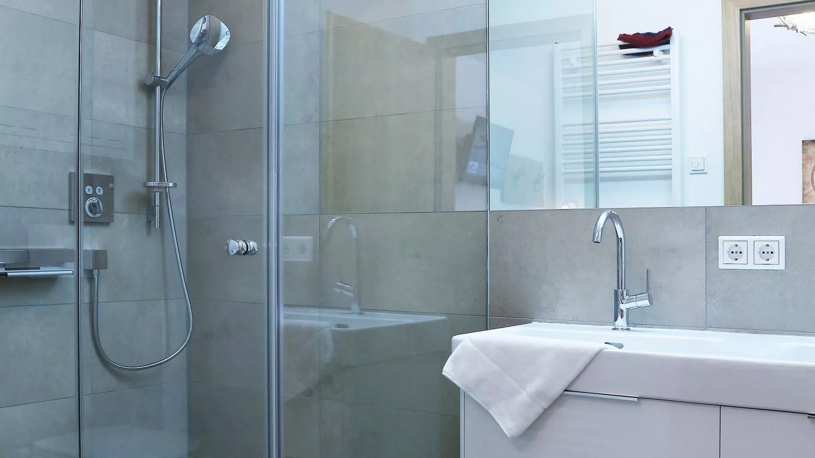 Tauern Suites Mitterwirt TOP 315-Bathroom