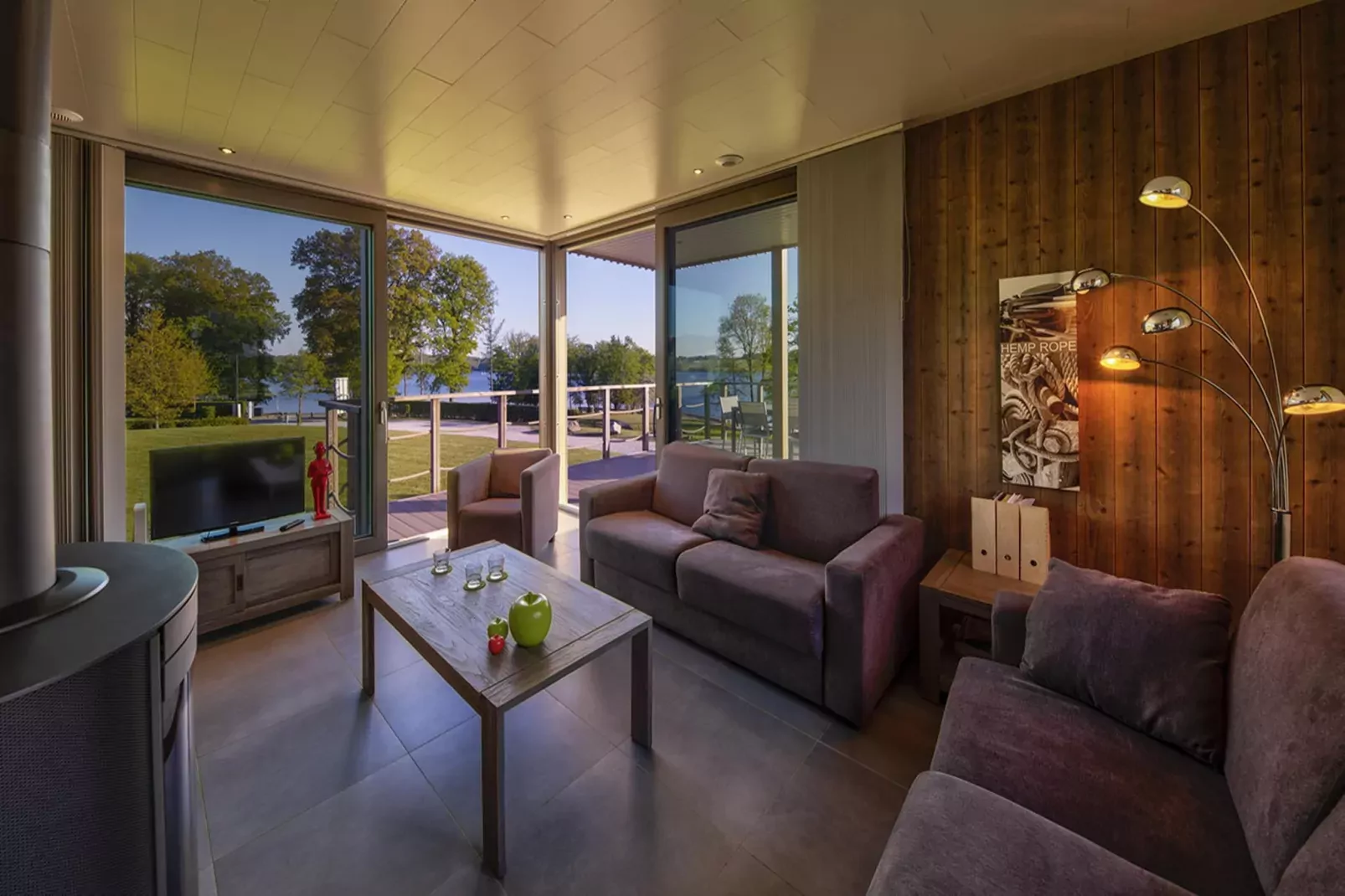 8 persons - 4 rooms 130m² without sauna-Salon