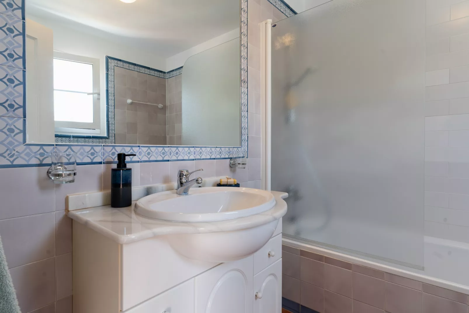 Villa Elisana-Bathroom