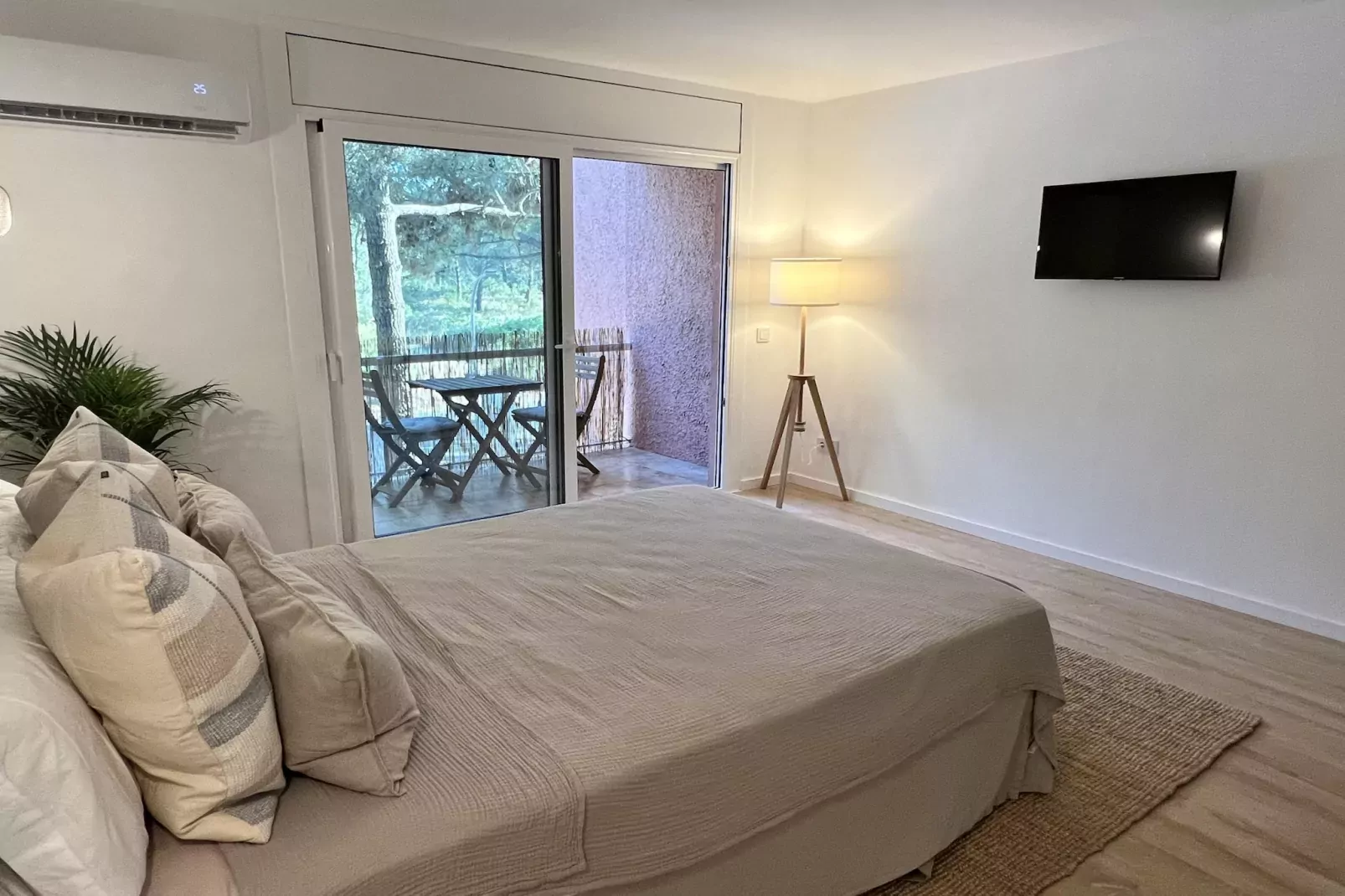 ESTUDI SWING-Bedroom