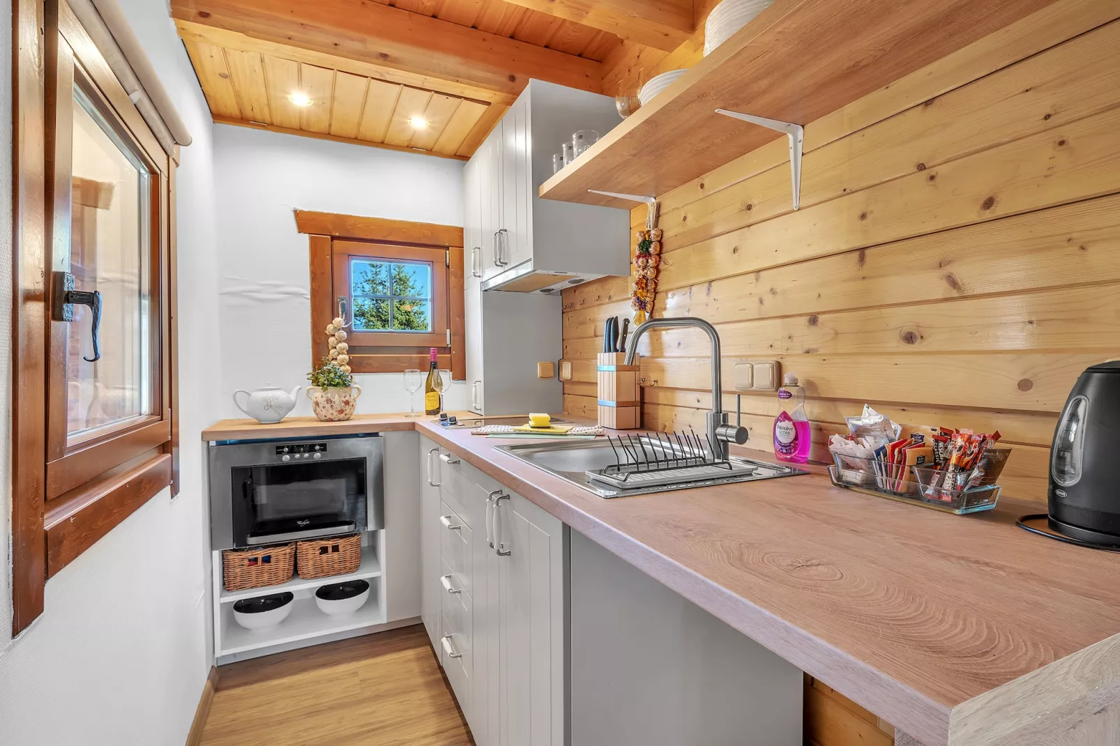 Dolni Branna KDK11208-Kitchen