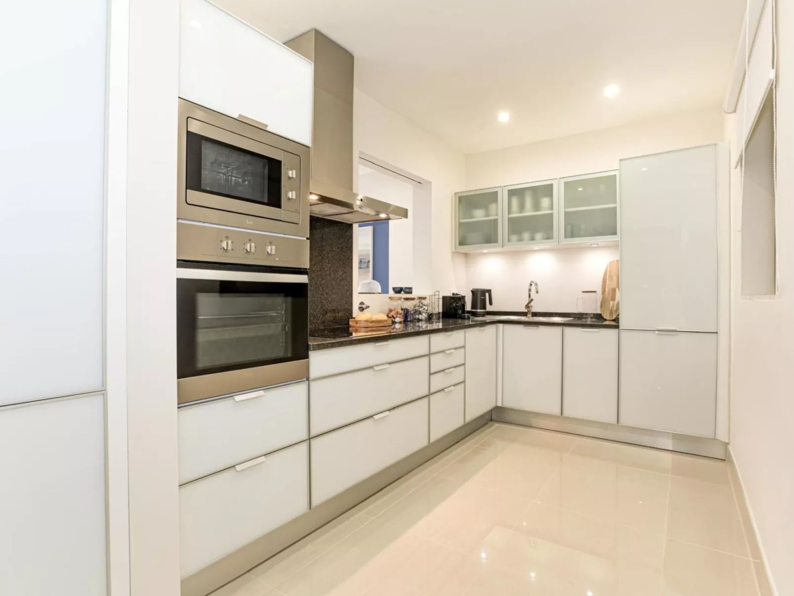 Pine Hills Reva Santuary Modern Elegance-Inside