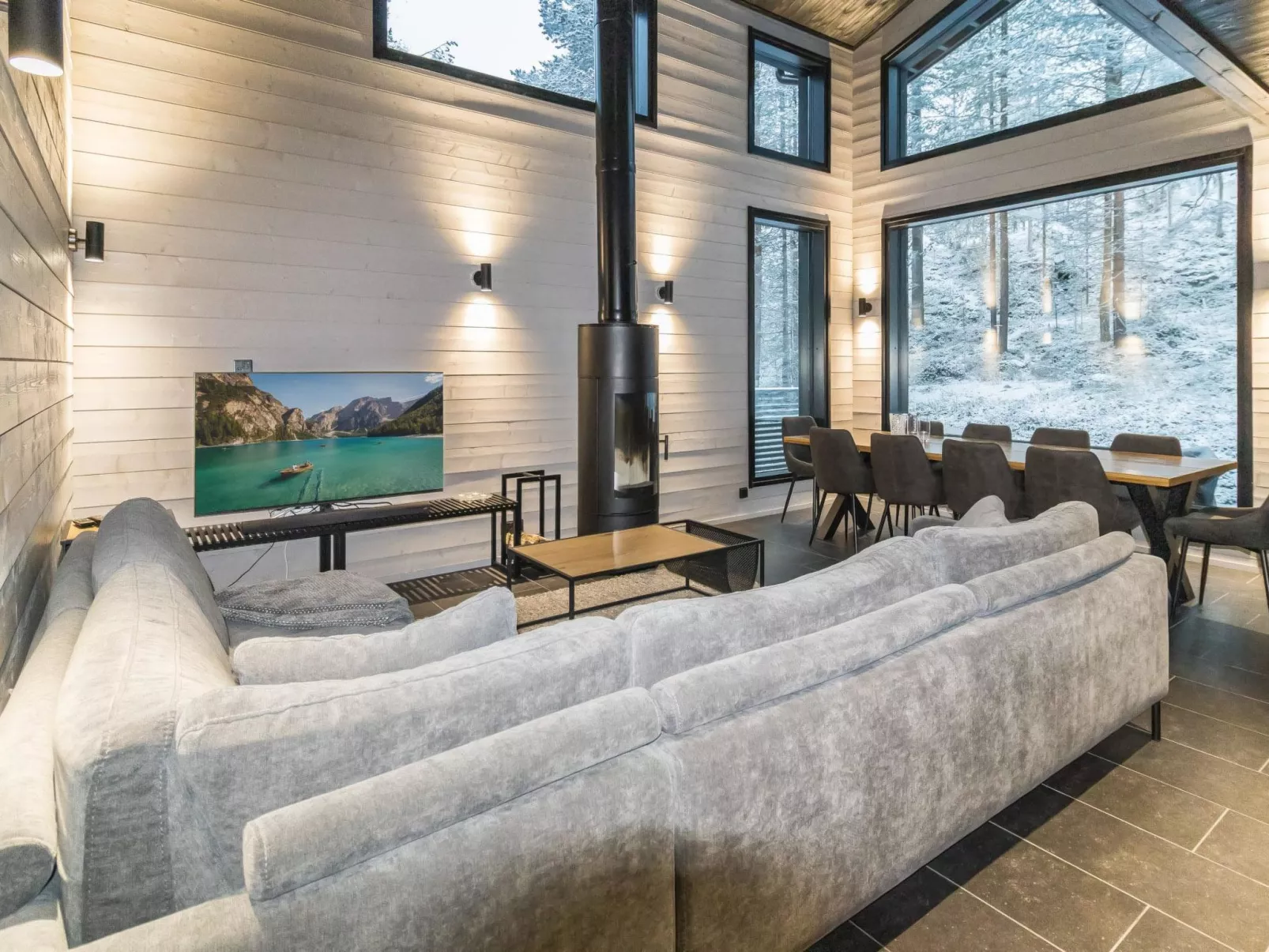 Villa arcus b includes 2 lift 2024-2025-Outside