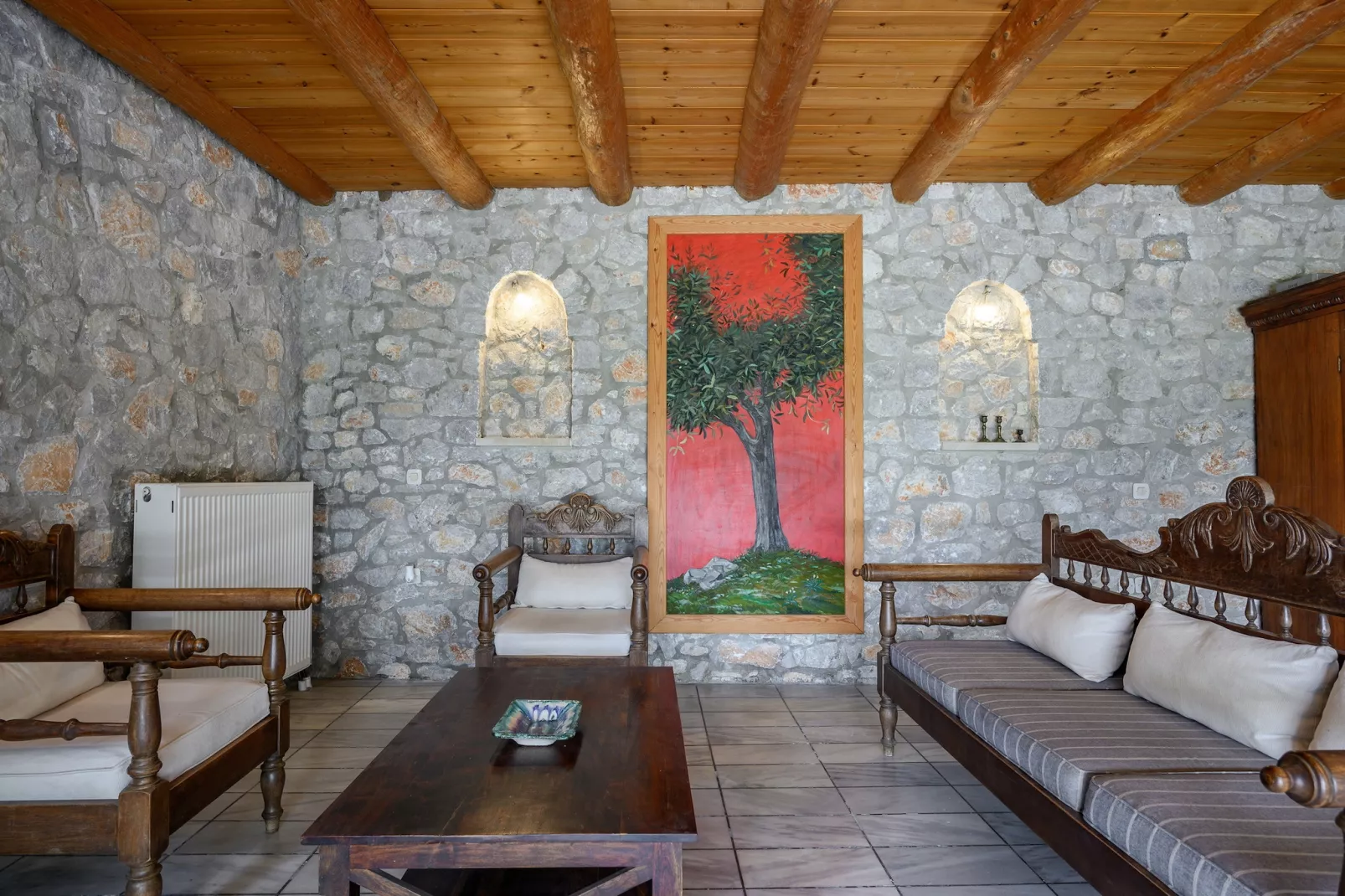 Manousaki-Living room
